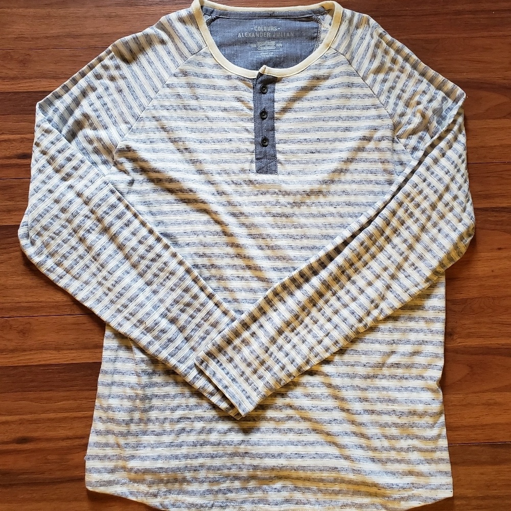 Colours by Alexander Julian long sleeve pullover